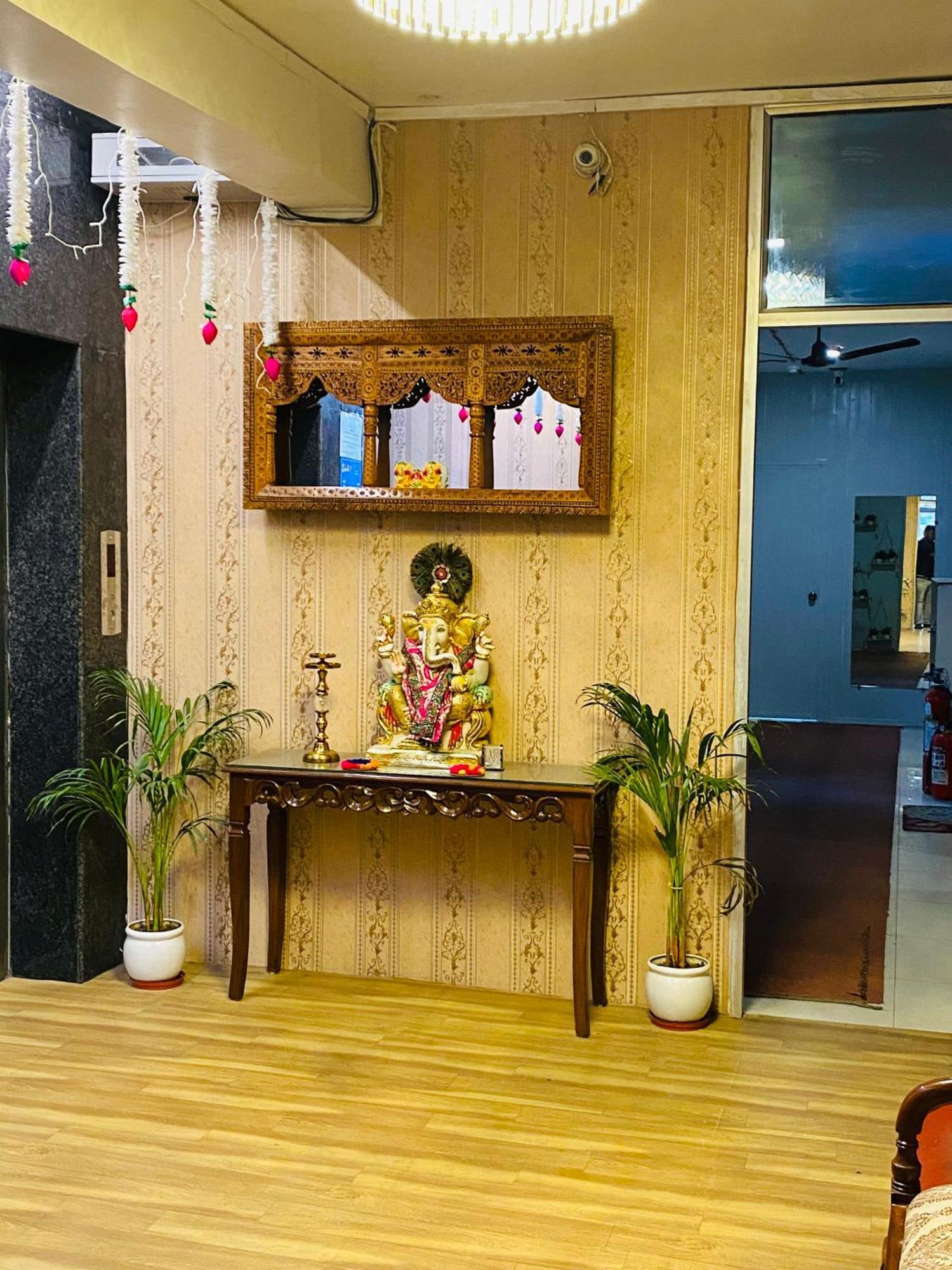 Homestay Ac Dormitory New Delhi Eksteriør billede